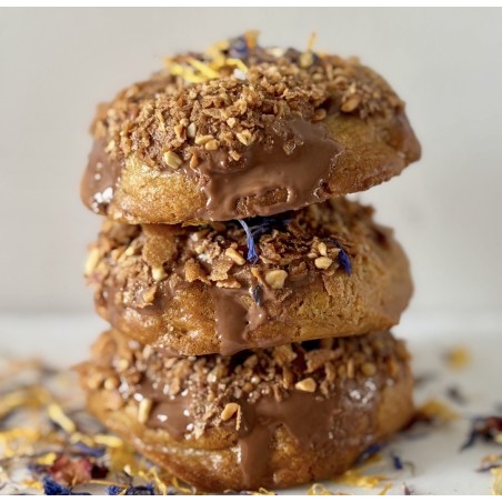 Base nature, chocolat lait Valrhona, coeur Nocciolata Bianca