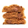 Base brisures de spéculoos, chocolat au lait Valrhona, coeur pâte à ta