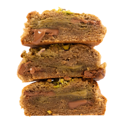 Base sarrasin, chocolat lait Valrhona, crème pistache